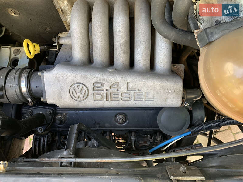 Минивэн Volkswagen Transporter 1996 в Долине