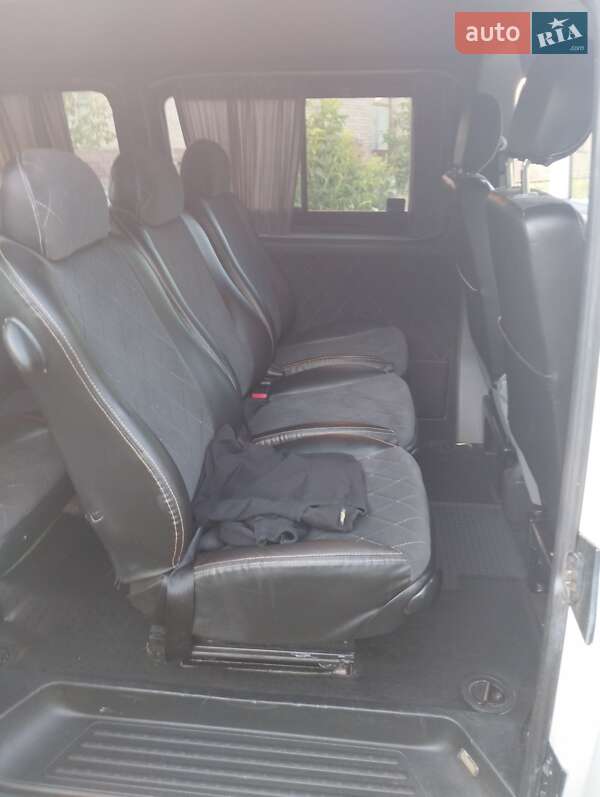 Мінівен Volkswagen Transporter 2006 в Чорткові