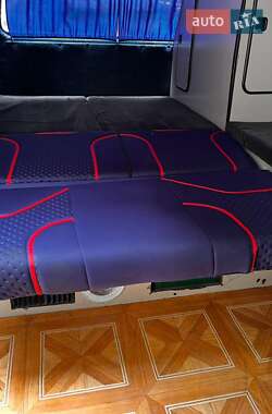 Минивэн Volkswagen Transporter 1986 в 