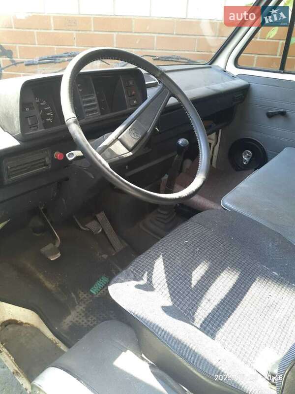 Мінівен Volkswagen Transporter 1988 в Києві