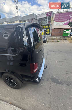Минивэн Volkswagen Transporter 2012 в 