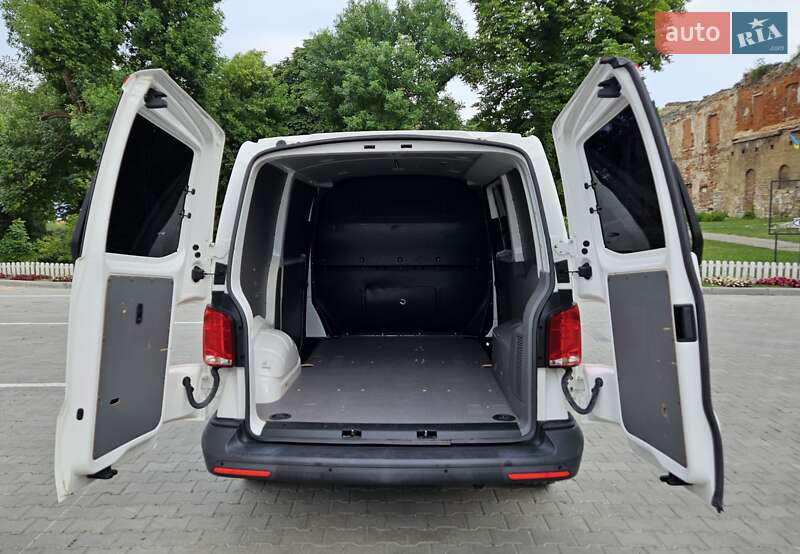 Грузовой фургон Volkswagen Transporter 2020 в Бережанах