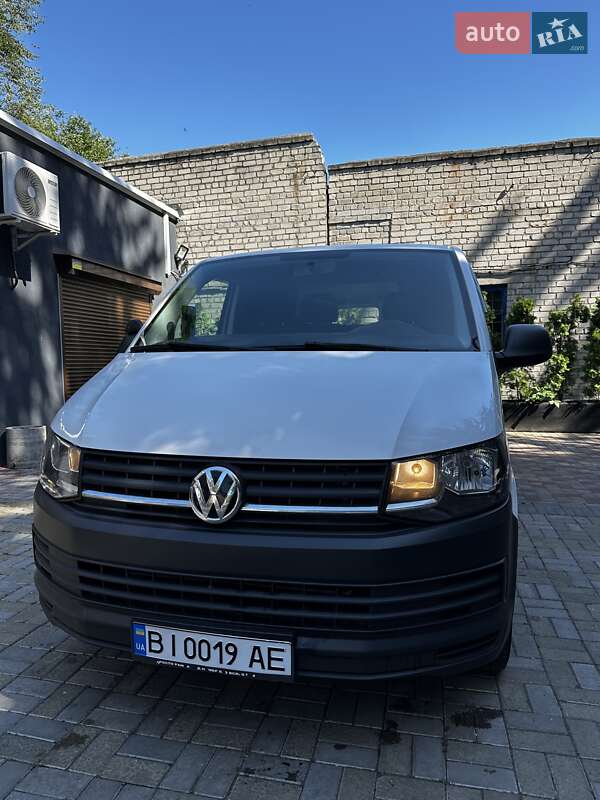 Минивэн Volkswagen Transporter 2017 в Кременчуге