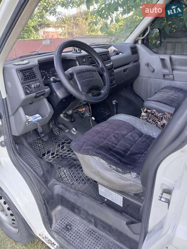 Минивэн Volkswagen Transporter 1996 в Переяславе