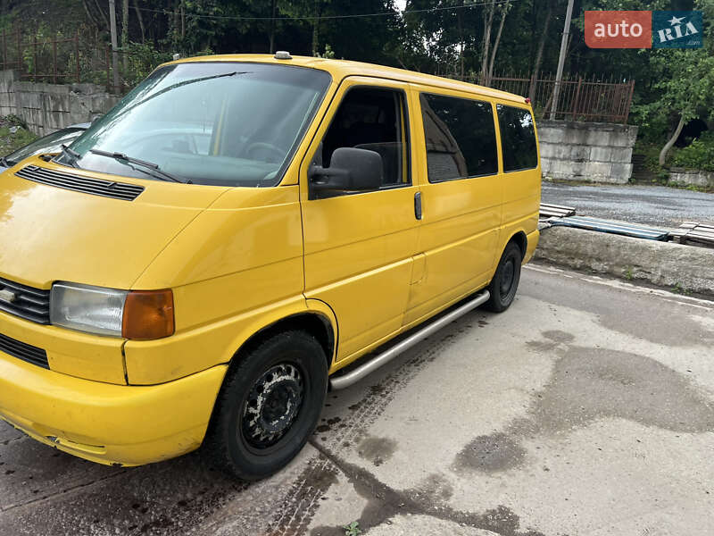 Минивэн Volkswagen Transporter 2000 в Львове
