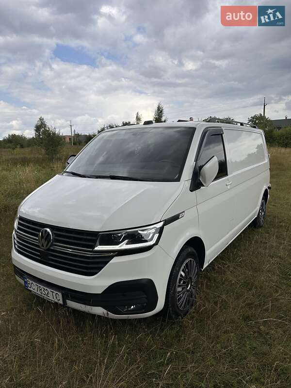 Грузовой фургон Volkswagen Transporter 2020 в 