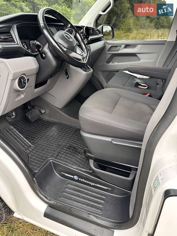 Грузовой фургон Volkswagen Transporter 2020 в Львове