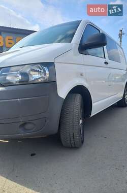 Минивэн Volkswagen Transporter 2012 в 