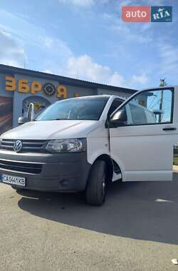 Минивэн Volkswagen Transporter 2012 в 