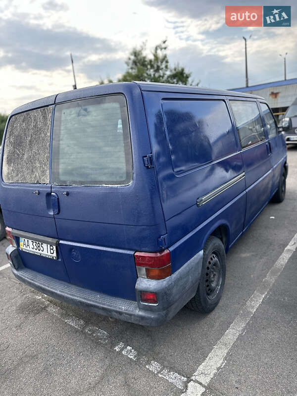 Минивэн Volkswagen Transporter 2001 в Киеве