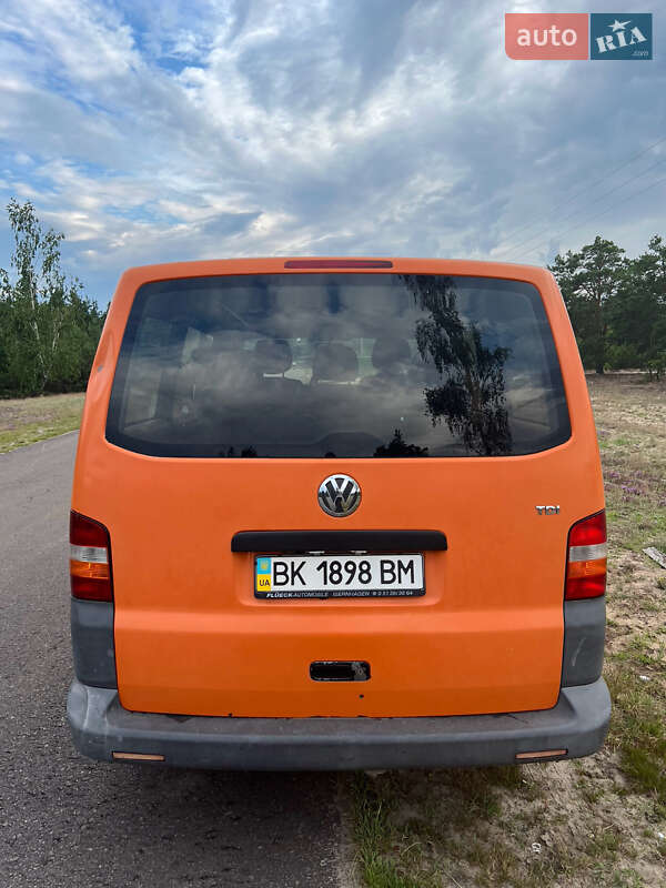 Минивэн Volkswagen Transporter 2009 в Глинном