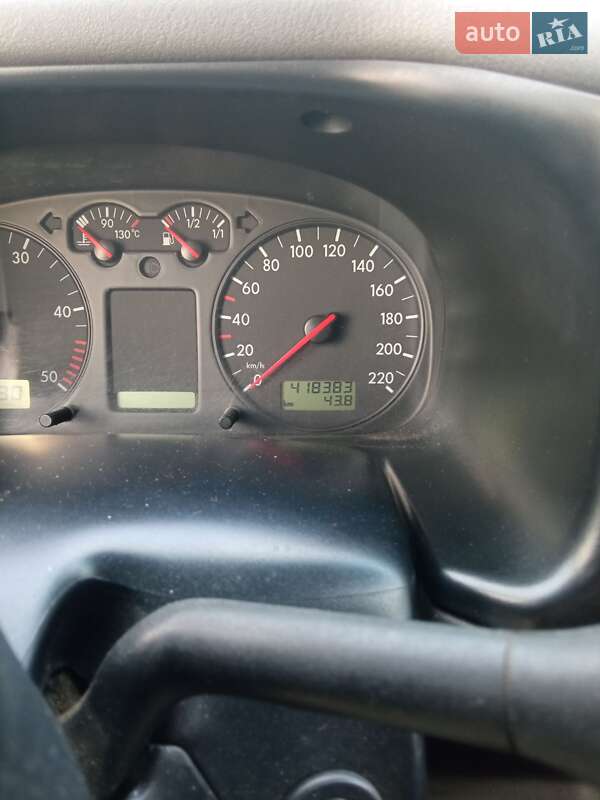 Минивэн Volkswagen Transporter 1999 в 