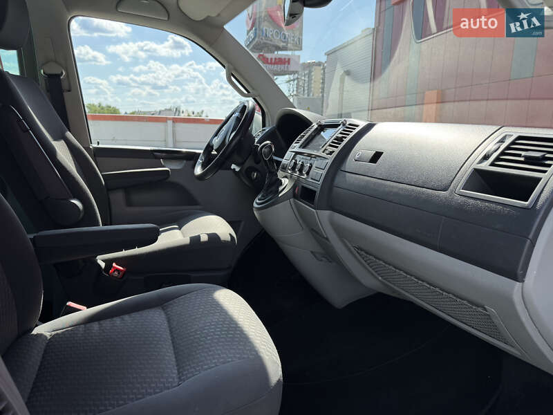 Минивэн Volkswagen Transporter 2012 в Киеве