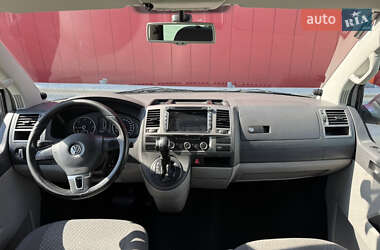 Минивэн Volkswagen Transporter 2012 в 