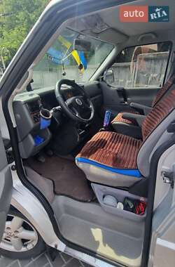 Минивэн Volkswagen Transporter 2000 в 
