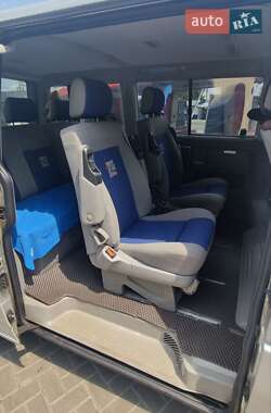 Минивэн Volkswagen Transporter 2000 в 