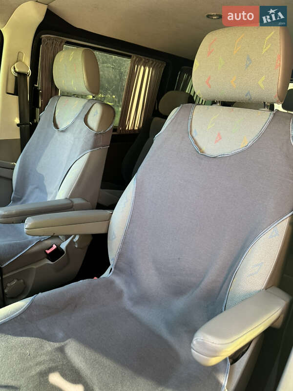 Мінівен Volkswagen Transporter 2004 в Стрию