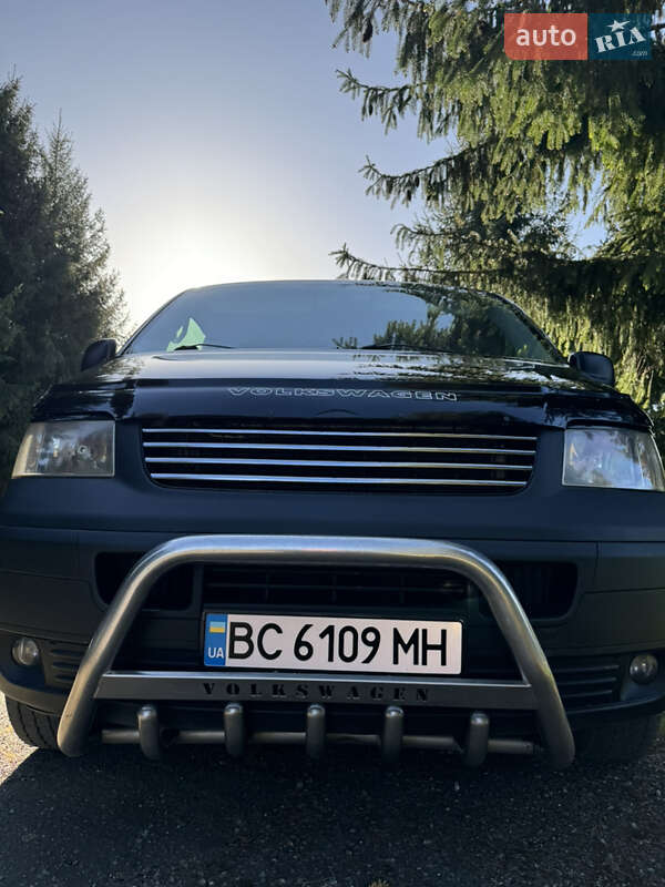 Мінівен Volkswagen Transporter 2004 в Стрию