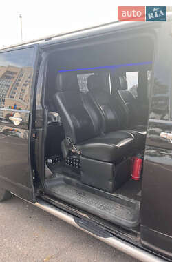 Минивэн Volkswagen Transporter 2004 в 