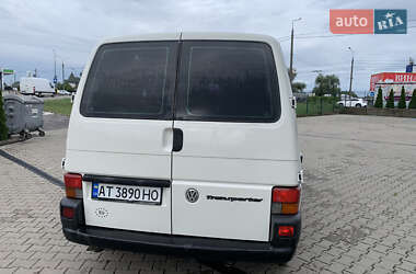 Минивэн Volkswagen Transporter 2000 в 