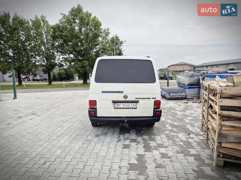 Мінівен Volkswagen Transporter 1999 в Львові