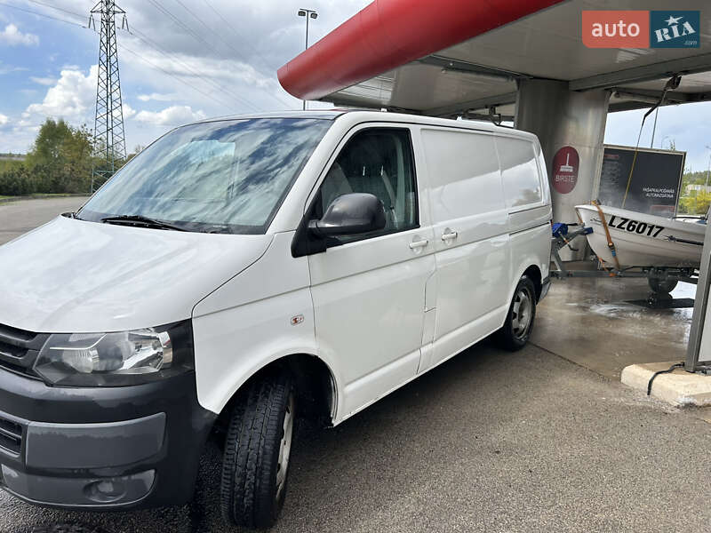 Volkswagen Transporter 2010
