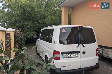 Минивэн Volkswagen Transporter 2013 в 