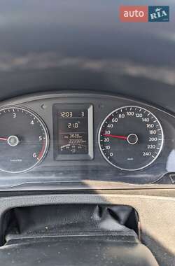 Минивэн Volkswagen Transporter 2013 в 