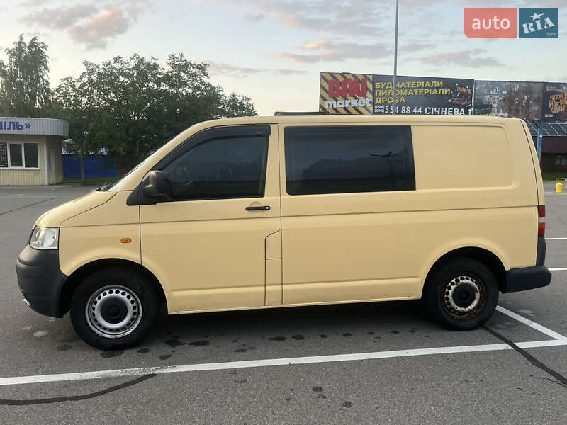 Мінівен Volkswagen Transporter 2007 в Києві