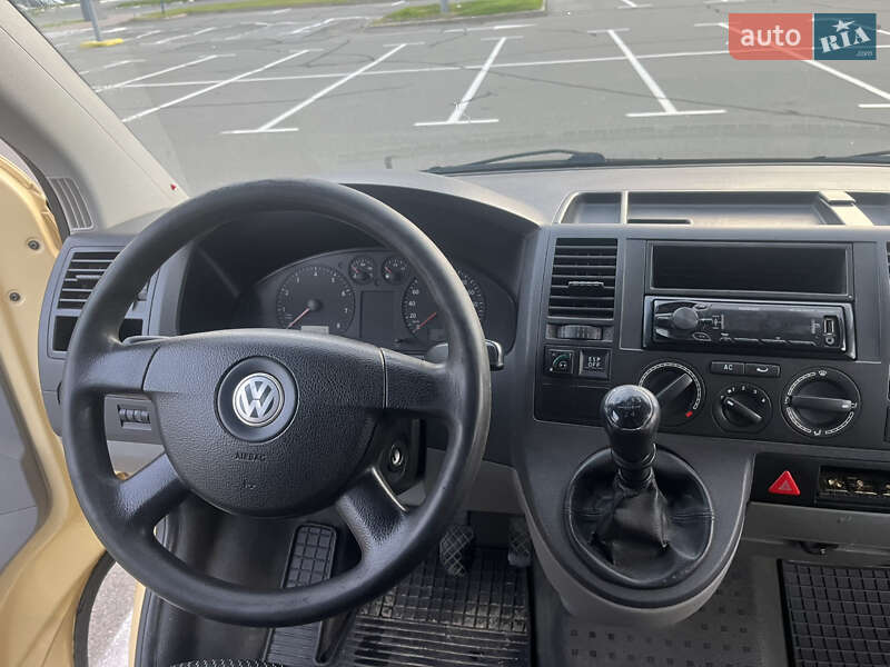 Мінівен Volkswagen Transporter 2007 в Києві