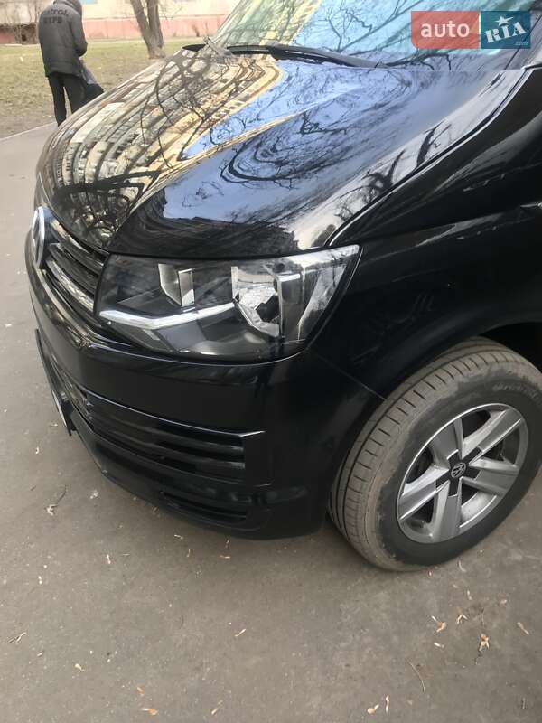 Минивэн Volkswagen Transporter 2016 в Киеве