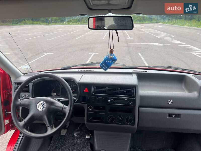 Минивэн Volkswagen Transporter 1999 в Ровно