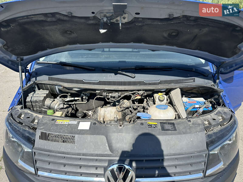 Вантажний фургон Volkswagen Transporter 2019 в Луцьку