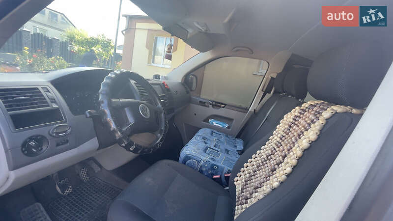 Минивэн Volkswagen Transporter 2006 в Хмельницком