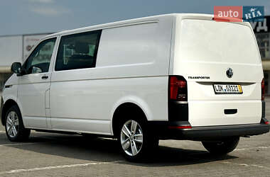 Грузовой фургон Volkswagen Transporter 2021 в 