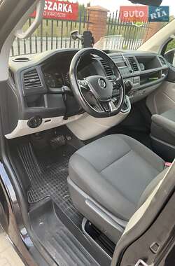 Грузовой фургон Volkswagen Transporter 2016 в 