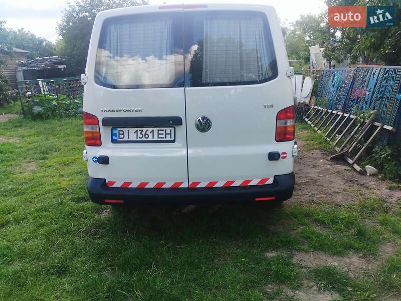 Минивэн Volkswagen Transporter 2006 в Луцке