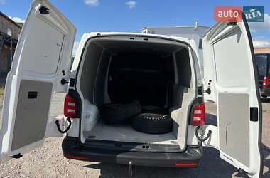 Грузовой фургон Volkswagen Transporter 2015 в 