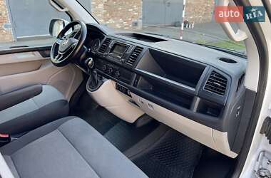 Грузовой фургон Volkswagen Transporter 2015 в 