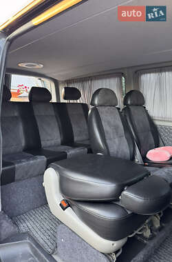Минивэн Volkswagen Transporter 2017 в 
