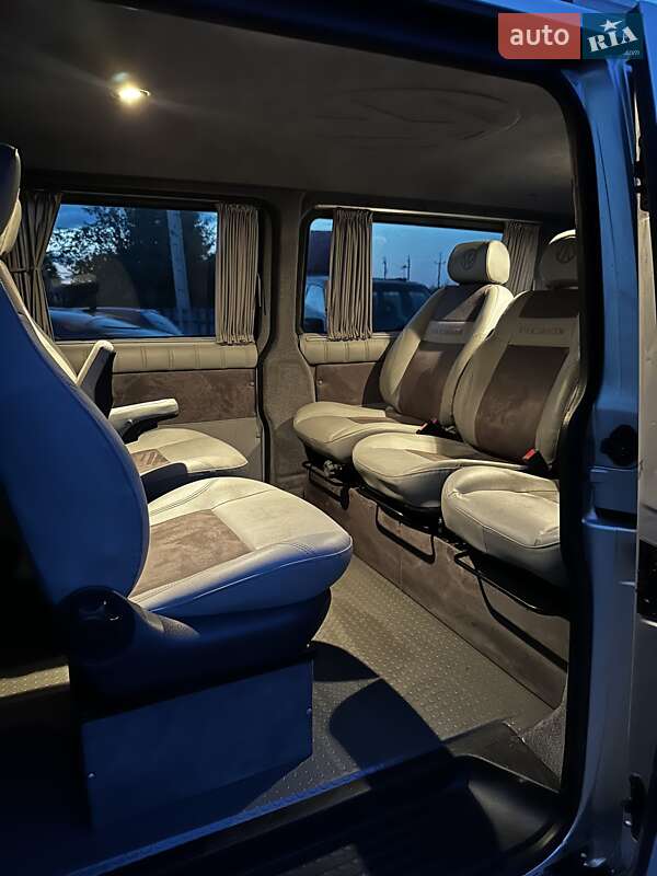 Мінівен Volkswagen Transporter 2004 в Надвірній