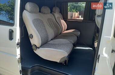 Мінівен Volkswagen Transporter 2000 в 