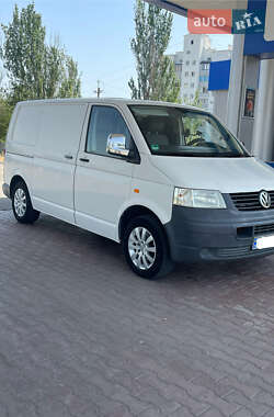 Грузовой фургон Volkswagen Transporter 2006 в Николаеве