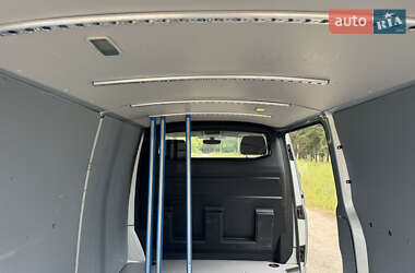 Грузовой фургон Volkswagen Transporter 2019 в 