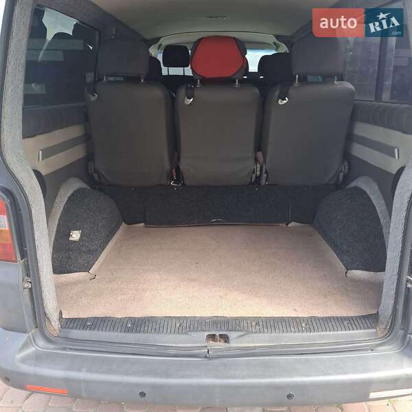 Минивэн Volkswagen Transporter 2006 в Ужгороде
