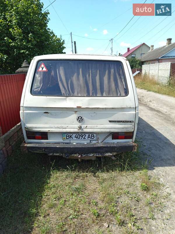 Минивэн Volkswagen Transporter 1989 в Костополе