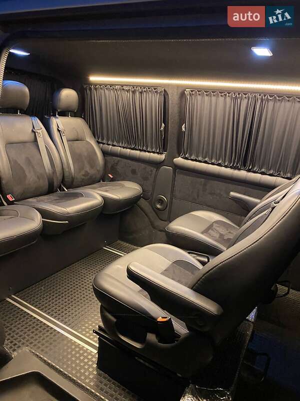 Минивэн Volkswagen Transporter 2018 в Запорожье