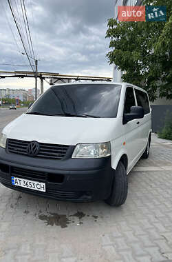 Минивэн Volkswagen Transporter 2004 в 