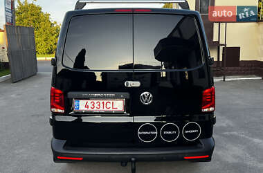 Грузовой фургон Volkswagen Transporter 2023 в 