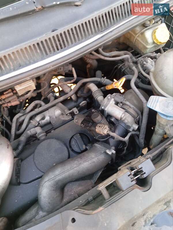 Грузовой фургон Volkswagen Transporter 2007 в Киеве